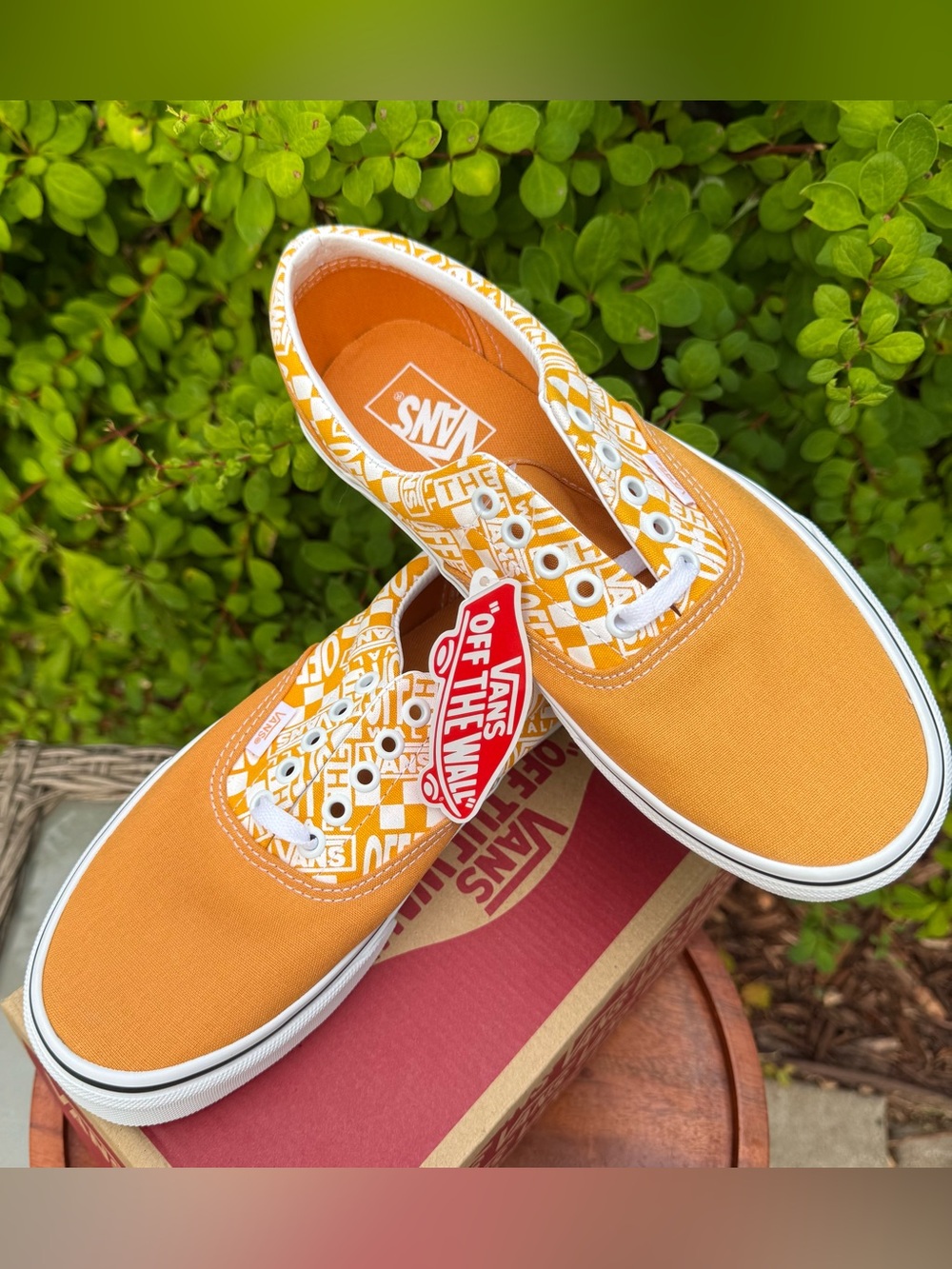 NEW Vans ERA Off The Wall Canvas Slip-On Sneakers - Checkered Golden Nuggets